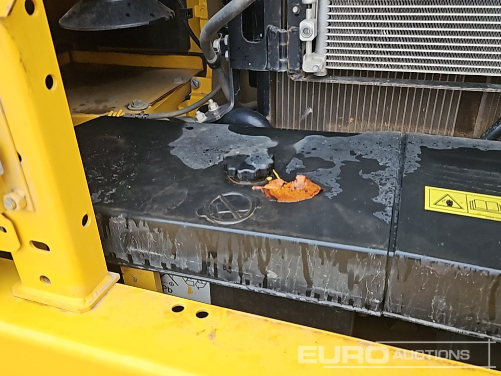 מחפר סורק 2023 Komatsu PC210LC-11: תמונה 31 מחפר סורק 2023 Komatsu PC210LC-11: תמונה 31