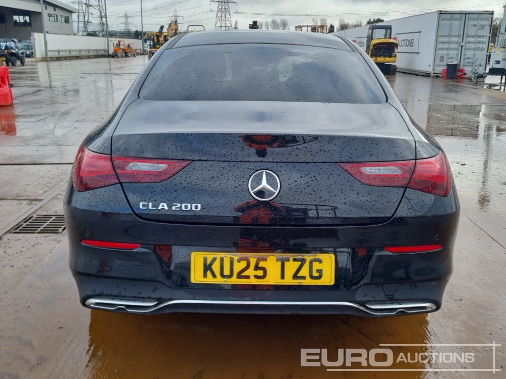 2025 Mercedes CLA 200 - מכונית: תמונה 4 2025 Mercedes CLA 200 - מכונית: תמונה 4