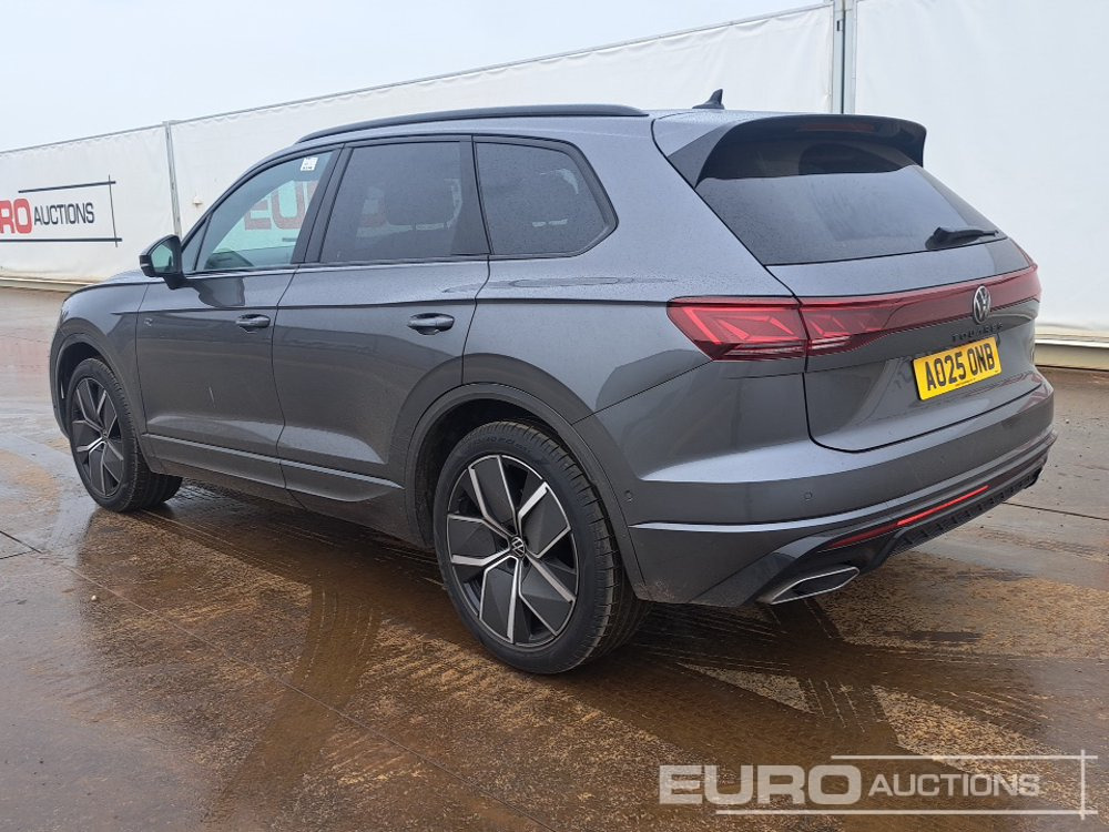 2025 Volkswagen Touareg V6 TDI - SUV: תמונה 3 2025 Volkswagen Touareg V6 TDI - SUV: תמונה 3