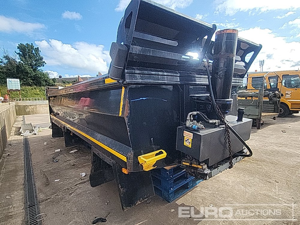 22' Thompsons Tipping Body, Cover, Ram - גוף מזהיר: תמונה 4 22' Thompsons Tipping Body, Cover, Ram - גוף מזהיר: תמונה 4