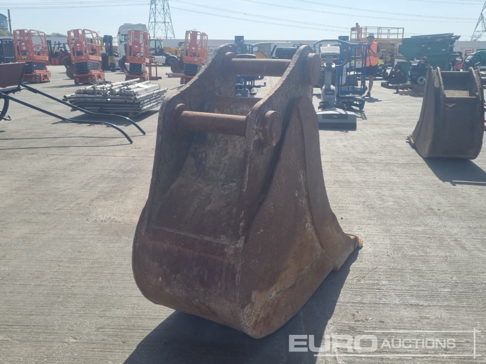 24" Digging Bucket 80mm Pin to suit 20 Ton Excavator - דלי: תמונה 5 24" Digging Bucket 80mm Pin to suit 20 Ton Excavator - דלי: תמונה 5
