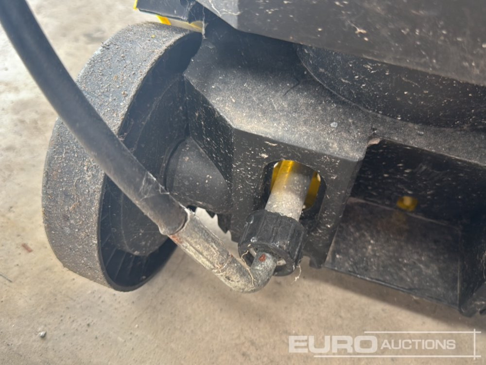 240 Volt Pressure - מכונת לניקוי בלחץ: תמונה 5 240 Volt Pressure - מכונת לניקוי בלחץ: תמונה 5