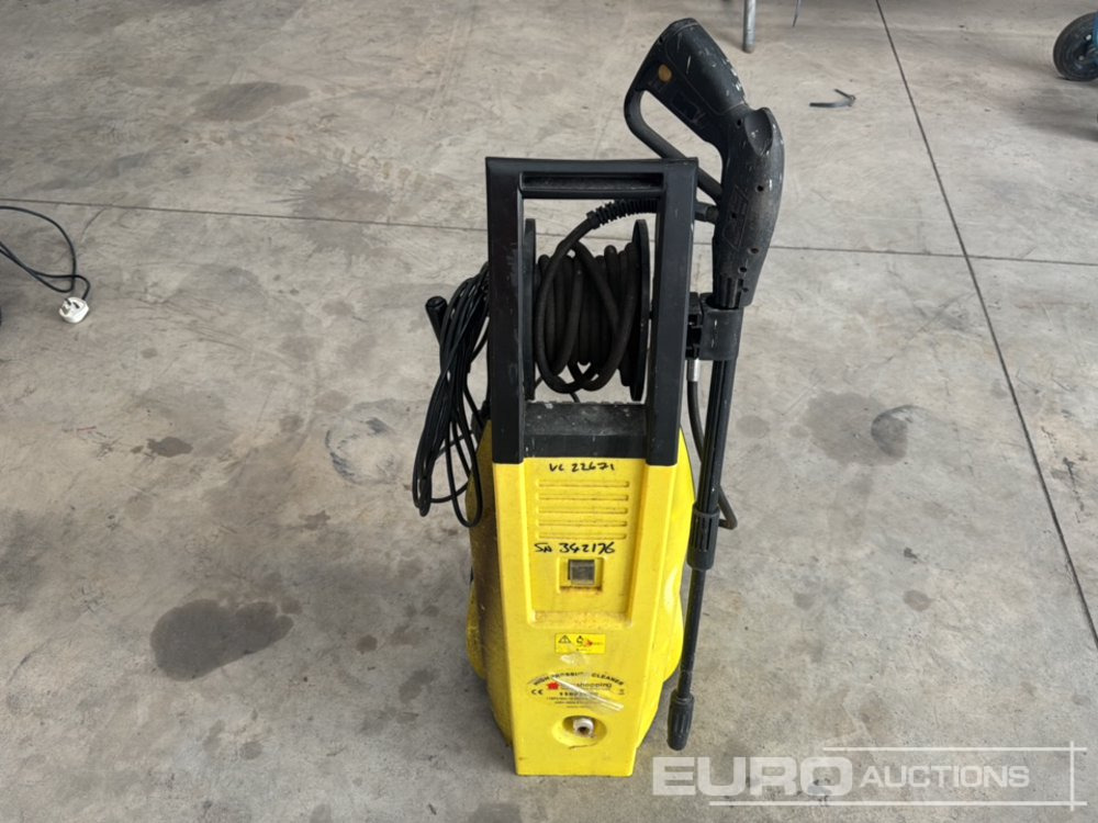 240 Volt Pressure - מכונת לניקוי בלחץ: תמונה 1 240 Volt Pressure - מכונת לניקוי בלחץ: תמונה 1