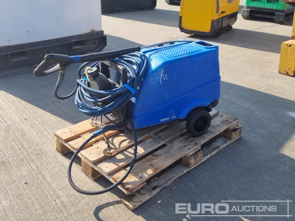 250 Volt Pressure Washer - מכונת לניקוי בלחץ: תמונה 5 250 Volt Pressure Washer - מכונת לניקוי בלחץ: תמונה 5
