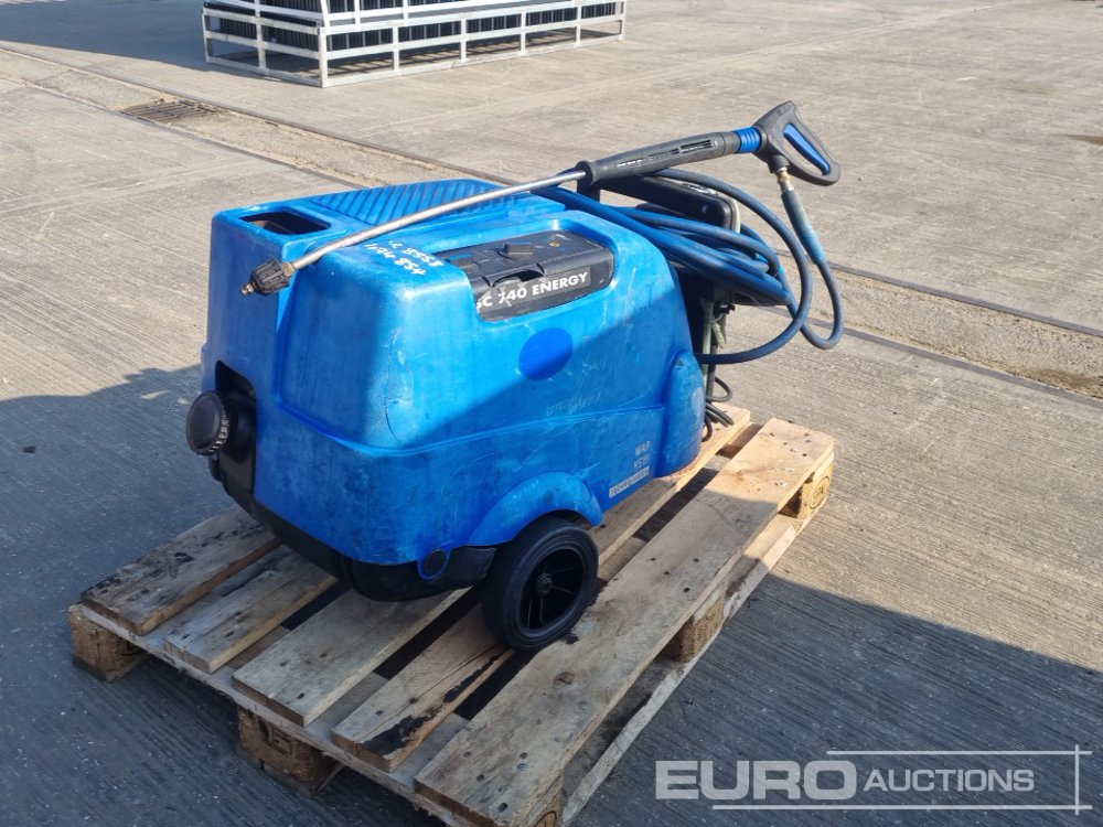 250 Volt Pressure Washer - מכונת לניקוי בלחץ: תמונה 1 250 Volt Pressure Washer - מכונת לניקוי בלחץ: תמונה 1