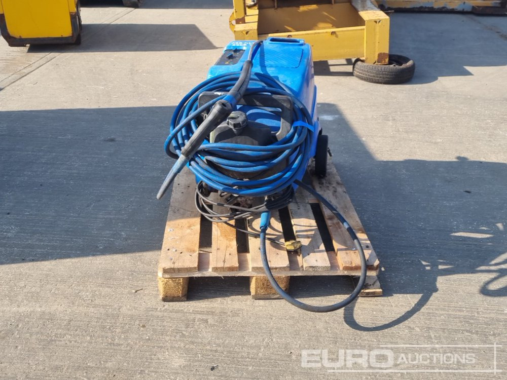 250 Volt Pressure Washer - מכונת לניקוי בלחץ: תמונה 4 250 Volt Pressure Washer - מכונת לניקוי בלחץ: תמונה 4