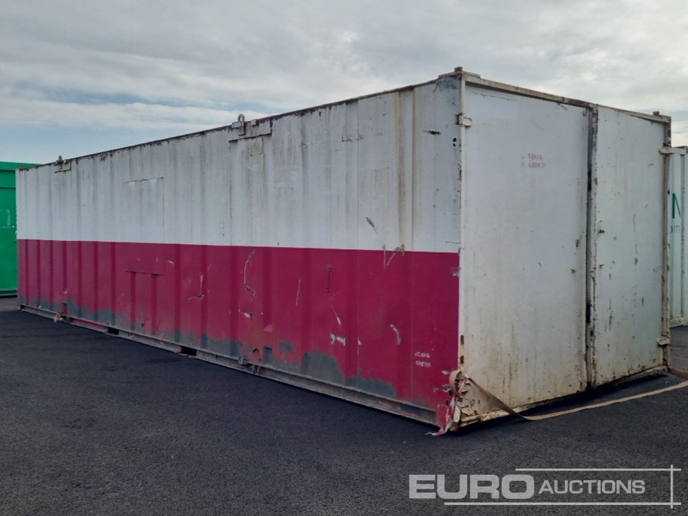 32' x 10' Steel Prefabricated Storage Container (Cannot Be Reconsigned) - מכולת משלוח: תמונה 3 32' x 10' Steel Prefabricated Storage Container (Cannot Be Reconsigned) - מכולת משלוח: תמונה 3