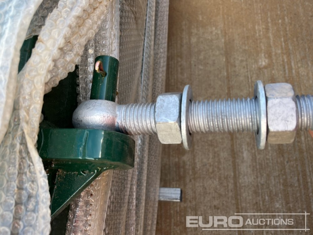 ציוד בנייה 3m x 2.3m Heavy Duty Galvanized Powder Coated Gate (2 of), 100mm x 100mm Post (2 of), Assembly Kit (Green): תמונה 24