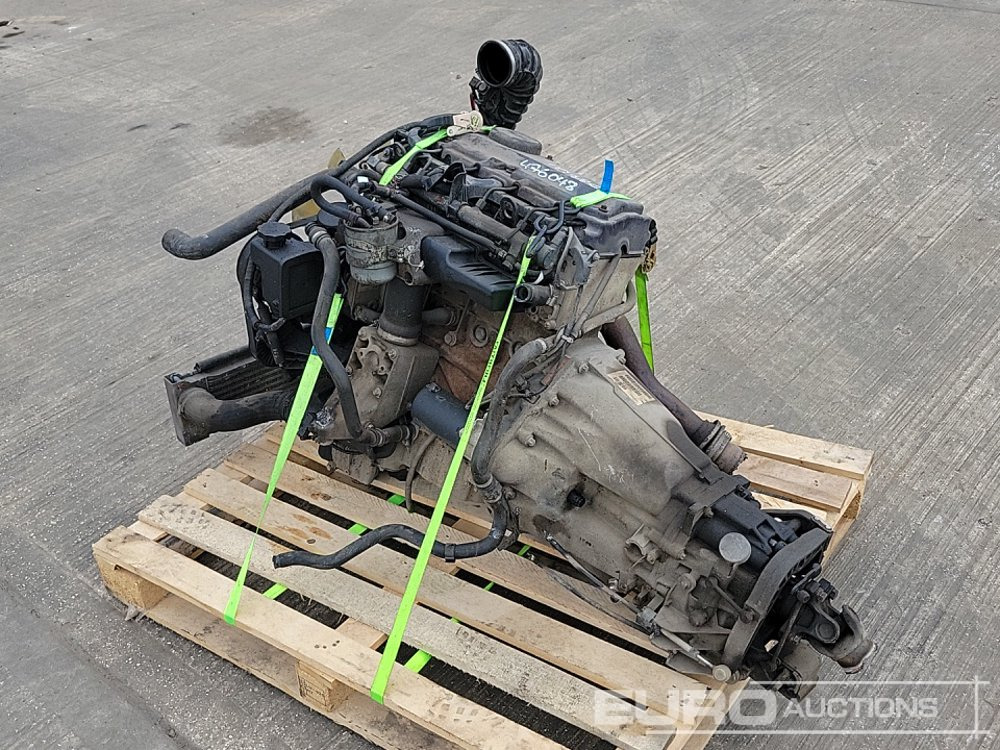 4 Cylinder Engine, Gearbox - מנוע: תמונה 3 4 Cylinder Engine, Gearbox - מנוע: תמונה 3
