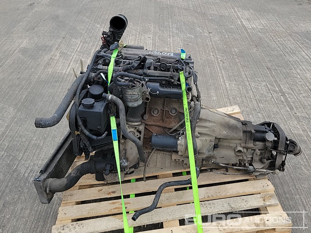 4 Cylinder Engine, Gearbox - מנוע: תמונה 2 4 Cylinder Engine, Gearbox - מנוע: תמונה 2