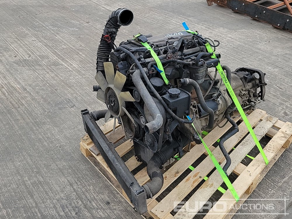 4 Cylinder Engine, Gearbox - מנוע: תמונה 1 4 Cylinder Engine, Gearbox - מנוע: תמונה 1