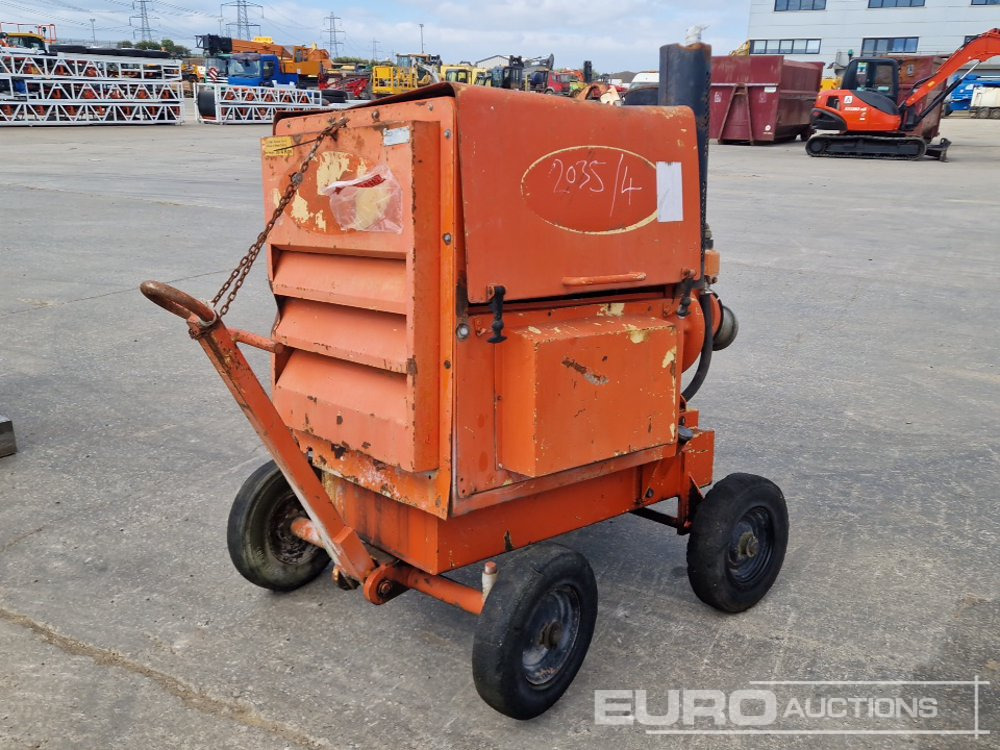 4" Water Pump, Perkins Engine - משאבת מים: תמונה 1 4" Water Pump, Perkins Engine - משאבת מים: תמונה 1
