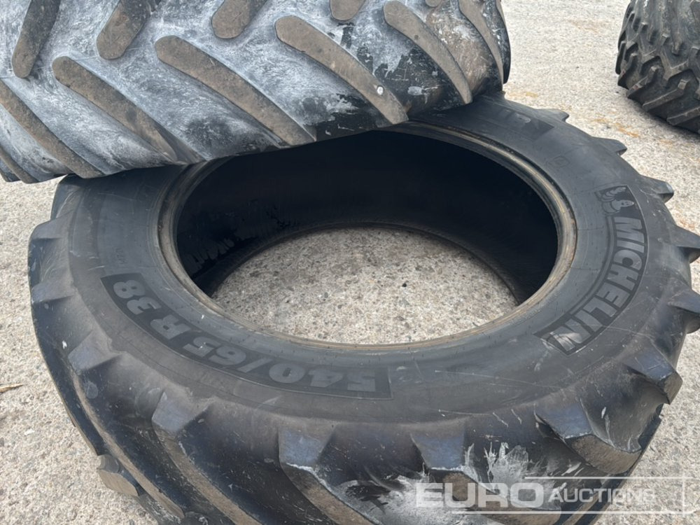 540/65R38 Michelin Tyres (2 of) & 480/65R28 Tyres (2 of) - צמיג: תמונה 5 540/65R38 Michelin Tyres (2 of) & 480/65R28 Tyres (2 of) - צמיג: תמונה 5