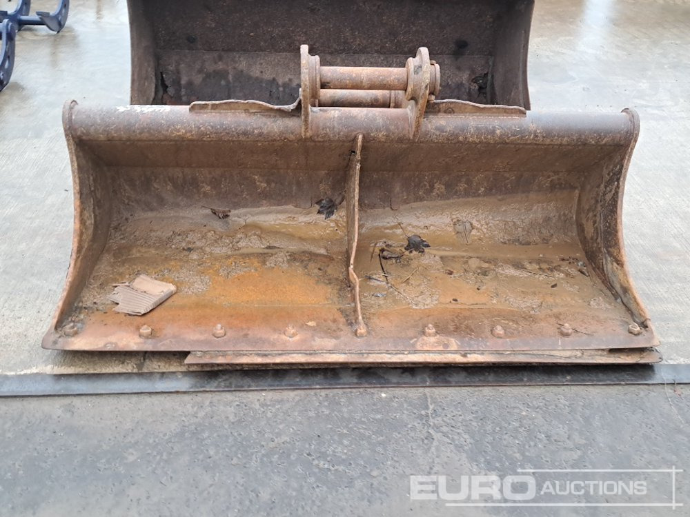 72" Strickland Ditching Bucket 65mm Pin to suit 13 Ton Excavator - דלי: תמונה 5 72" Strickland Ditching Bucket 65mm Pin to suit 13 Ton Excavator - דלי: תמונה 5