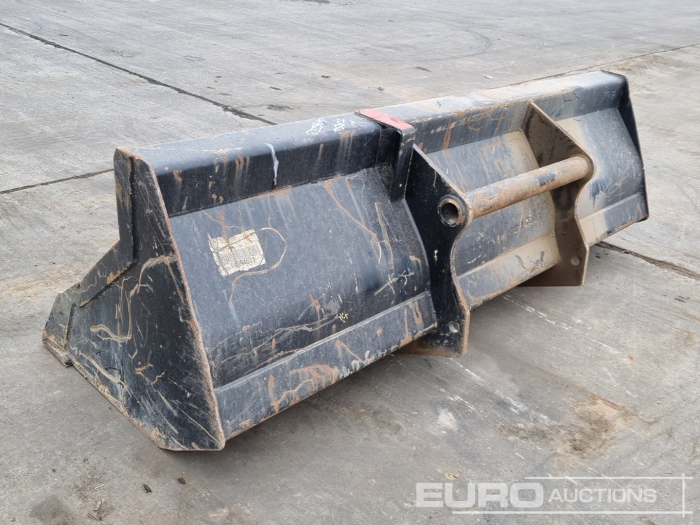 98" Loading Bucket Bucket to suit Wheeled Loader - דלי: תמונה 3 98" Loading Bucket Bucket to suit Wheeled Loader - דלי: תמונה 3