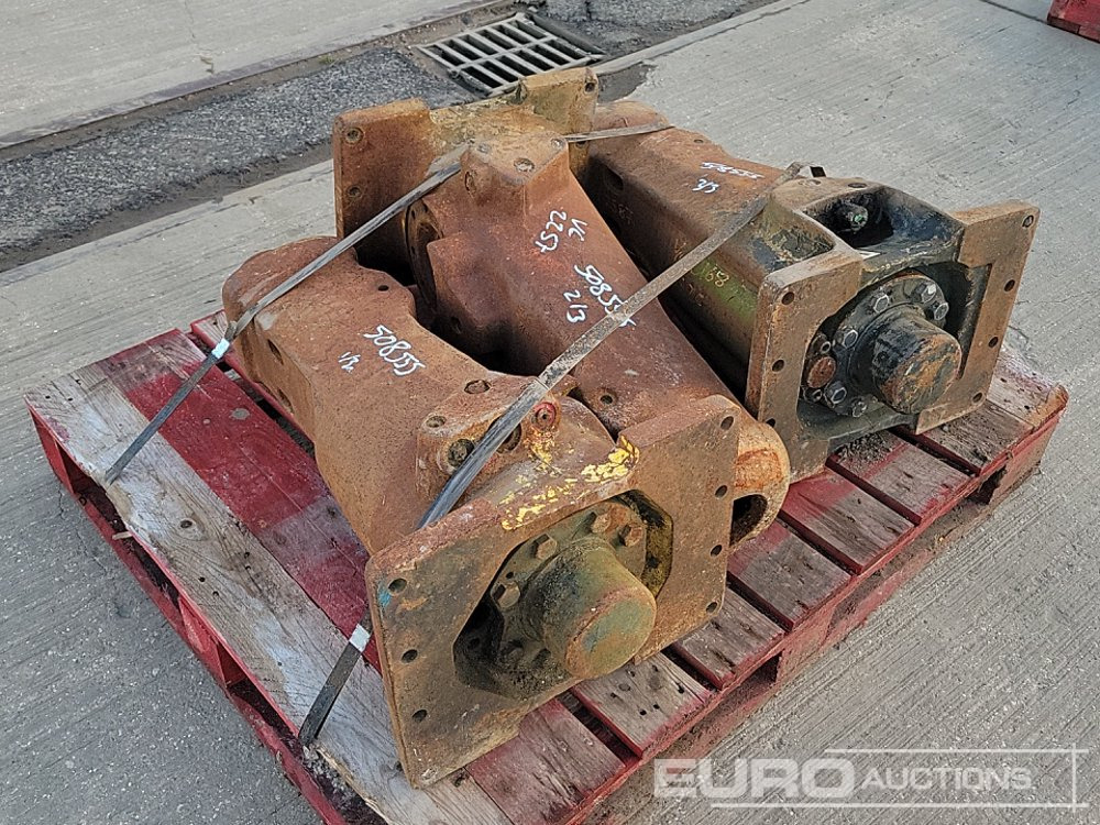 Atlas Copco SB302 Hydraulic Breaker (2 of), JCB HM386 Hydraulic Breaker - פטיש הידרולי: תמונה 1 Atlas Copco SB302 Hydraulic Breaker (2 of), JCB HM386 Hydraulic Breaker - פטיש הידרולי: תמונה 1
