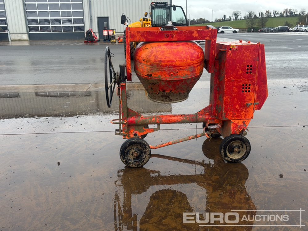Belle Diesel Mixer, Yanmar Electric Start Engine - מערבל בטון: תמונה 5 Belle Diesel Mixer, Yanmar Electric Start Engine - מערבל בטון: תמונה 5