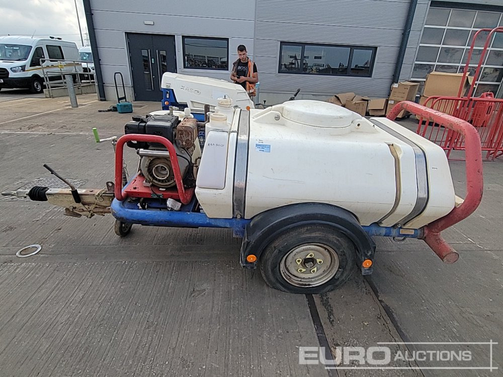 Brendon Bowsers Single Axle Plastic Water Bowser, Yanmar Pressure Washer - מכונת לניקוי בלחץ: תמונה 2 Brendon Bowsers Single Axle Plastic Water Bowser, Yanmar Pressure Washer - מכונת לניקוי בלחץ: תמונה 2