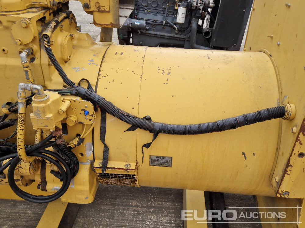 ערכת גנרטורים CAT 240kVA Generator, 6 Cylinder Engine: תמונה 9