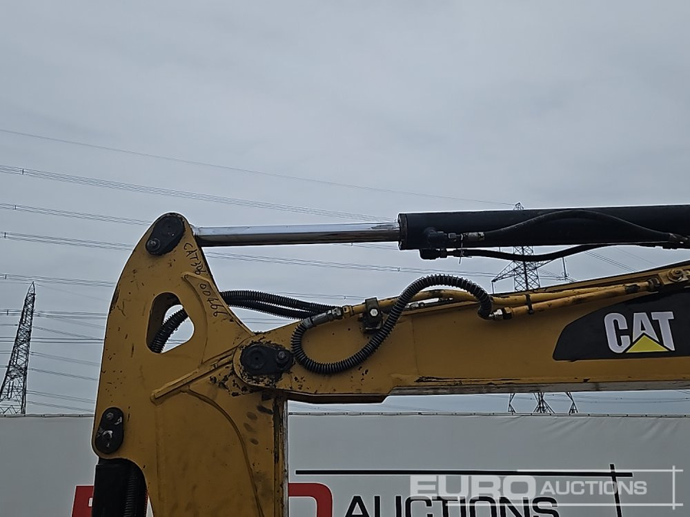 מיני מחפר CAT 306: תמונה 23