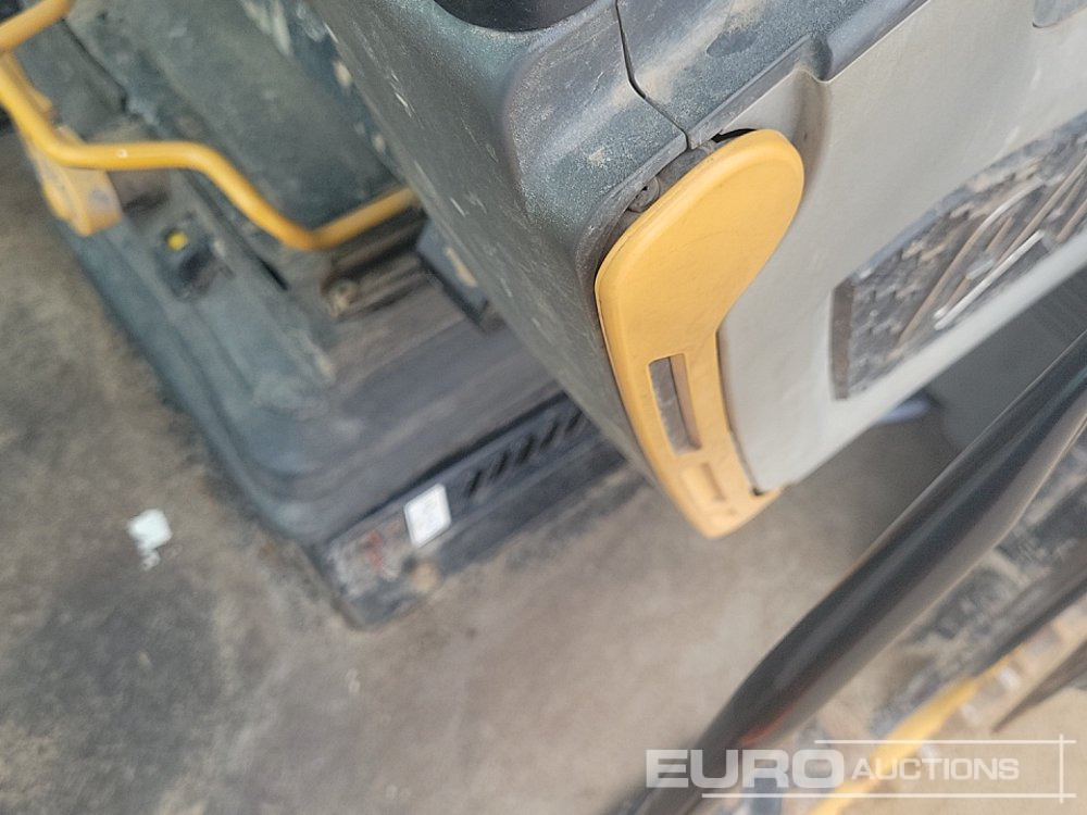 מחפר סורק CAT 320GC: תמונה 50