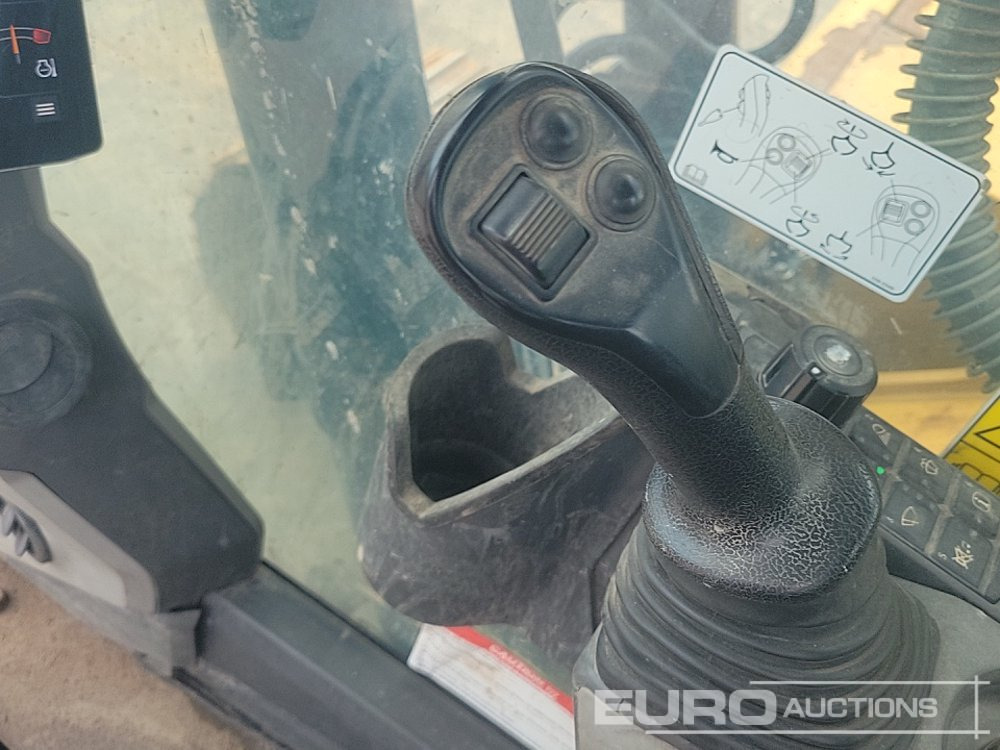 מחפר סורק CAT 320GC: תמונה 44