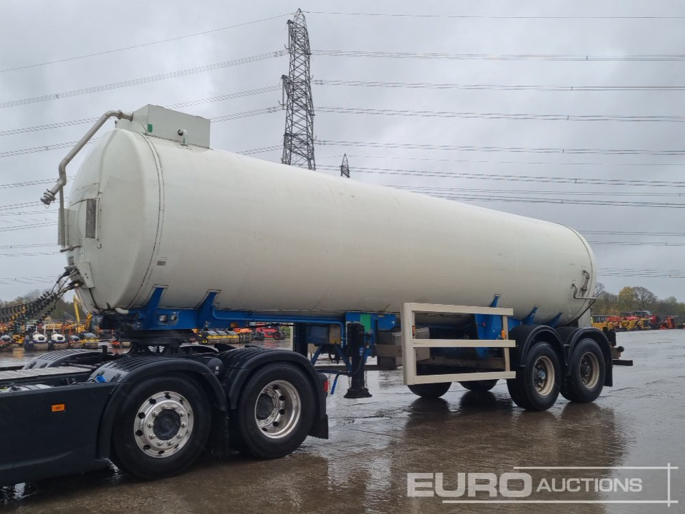 Clayton Twin Axle Tanker Trailer, Rear Steer, Stainless Steel Tank (Plating Certificate Available) - סמיטריילר מכל: תמונה 1 Clayton Twin Axle Tanker Trailer, Rear Steer, Stainless Steel Tank (Plating Certificate Available) - סמיטריילר מכל: תמונה 1