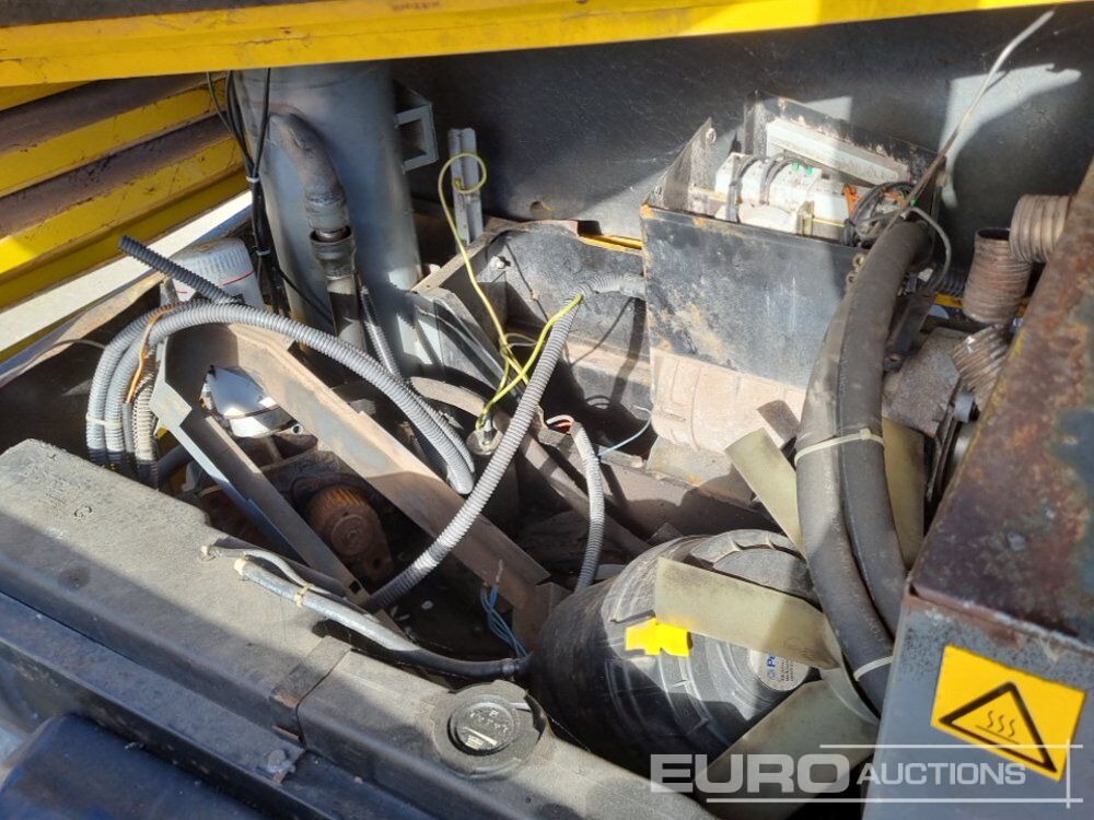 מדחס אוויר Comp Air Compressor (Engine Missing), Atlas Copco Single Axle Compressor (Engine Missing), Comp Air Single Axle Compressor (Engine Missing): תמונה 12 מדחס אוויר Comp Air Compressor (Engine Missing), Atlas Copco Single Axle Compressor (Engine Missing), Comp Air Single Axle Compressor (Engine Missing): תמונה 12