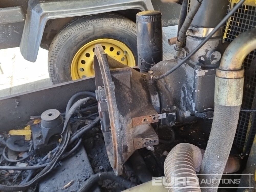 מדחס אוויר Comp Air Compressor (Engine Missing), Atlas Copco Single Axle Compressor (Engine Missing), Comp Air Single Axle Compressor (Engine Missing): תמונה 21 מדחס אוויר Comp Air Compressor (Engine Missing), Atlas Copco Single Axle Compressor (Engine Missing), Comp Air Single Axle Compressor (Engine Missing): תמונה 21