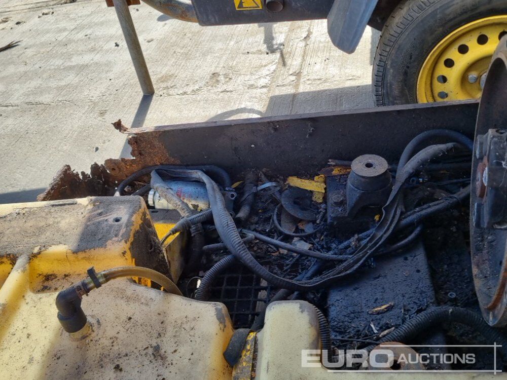 מדחס אוויר Comp Air Compressor (Engine Missing), Atlas Copco Single Axle Compressor (Engine Missing), Comp Air Single Axle Compressor (Engine Missing): תמונה 22 מדחס אוויר Comp Air Compressor (Engine Missing), Atlas Copco Single Axle Compressor (Engine Missing), Comp Air Single Axle Compressor (Engine Missing): תמונה 22