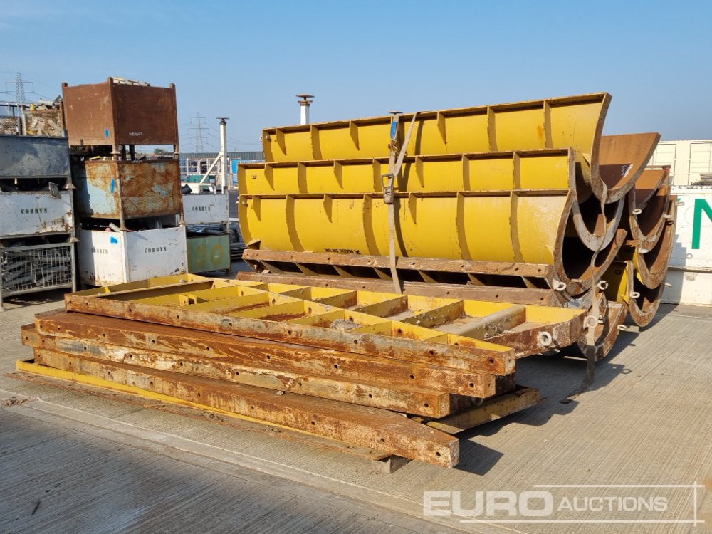 Concrete Cylinder Formwork (10 of), Concrete Shuttering Panel (8 of) - ציוד בנייה: תמונה 1 Concrete Cylinder Formwork (10 of), Concrete Shuttering Panel (8 of) - ציוד בנייה: תמונה 1