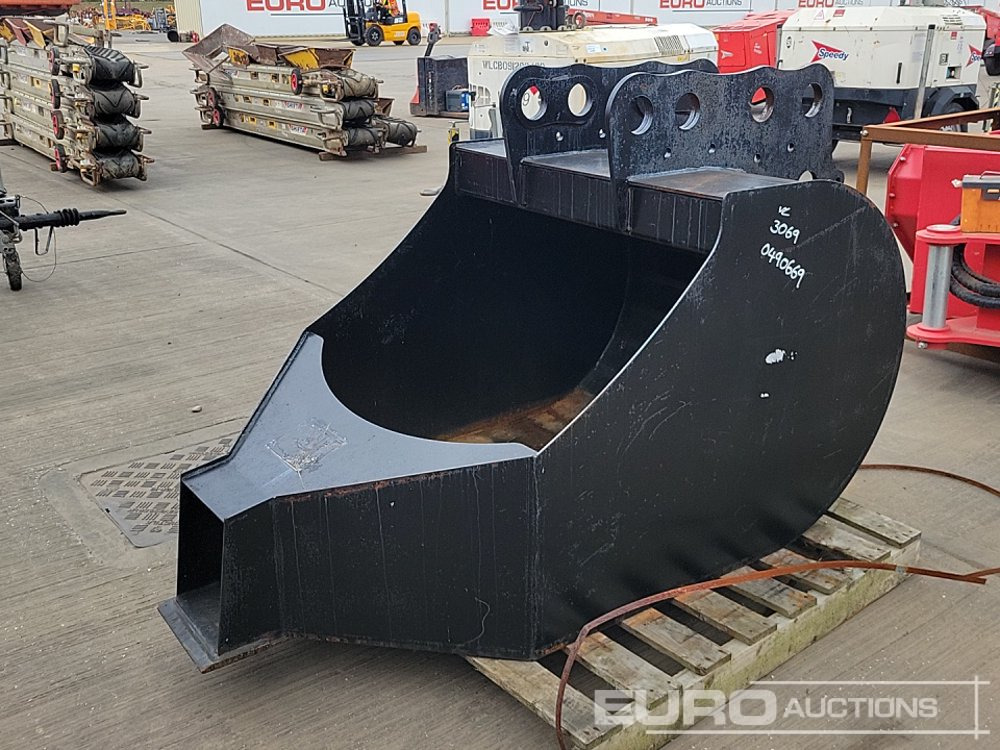 Concrete Pouring Bucket 80mm Pin to suit 20 Ton Excavator - דלי: תמונה 1 Concrete Pouring Bucket 80mm Pin to suit 20 Ton Excavator - דלי: תמונה 1