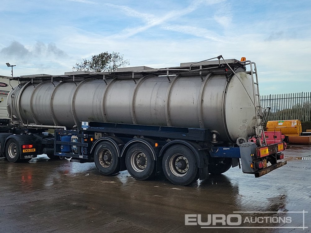 Crane Freuhauf Tri Axle Tanker Trailer - סמיטריילר מכל: תמונה 3 Crane Freuhauf Tri Axle Tanker Trailer - סמיטריילר מכל: תמונה 3