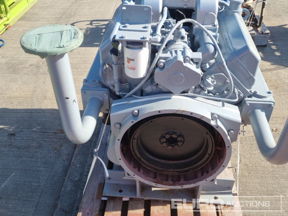 מנוע Cummins V6 Engine: תמונה 28