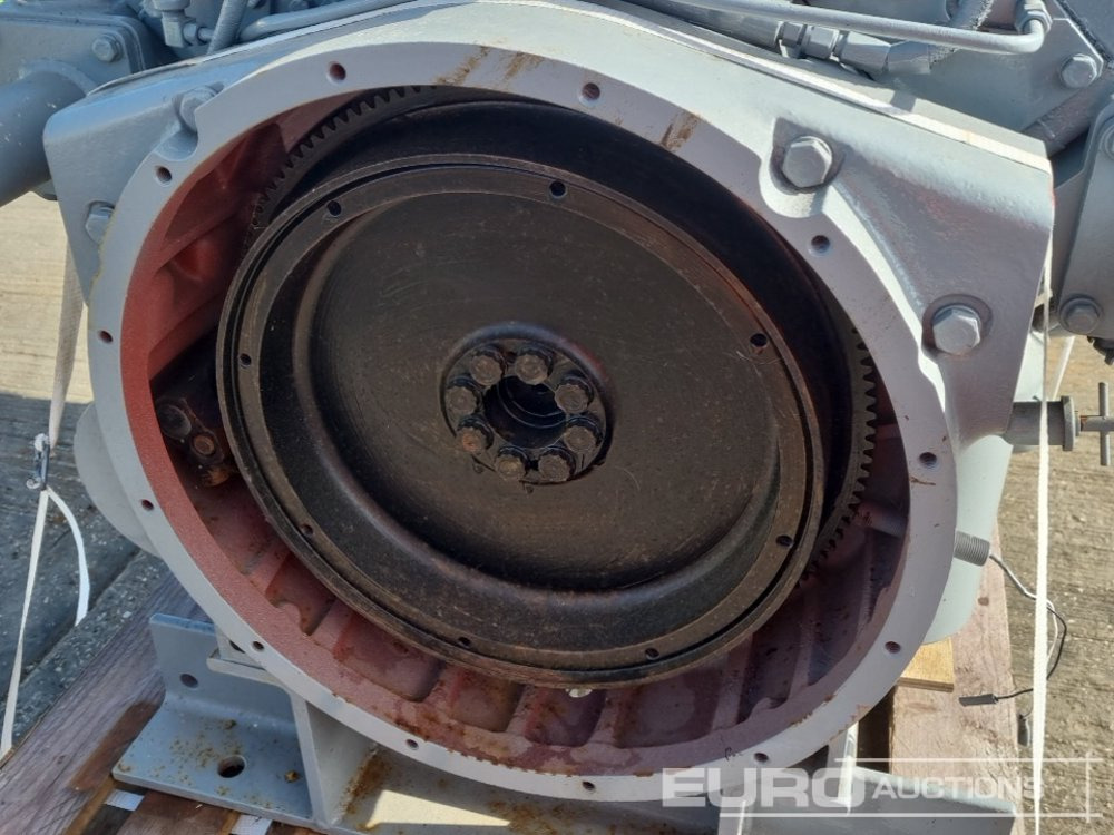 מנוע Cummins V6 Engine: תמונה 9