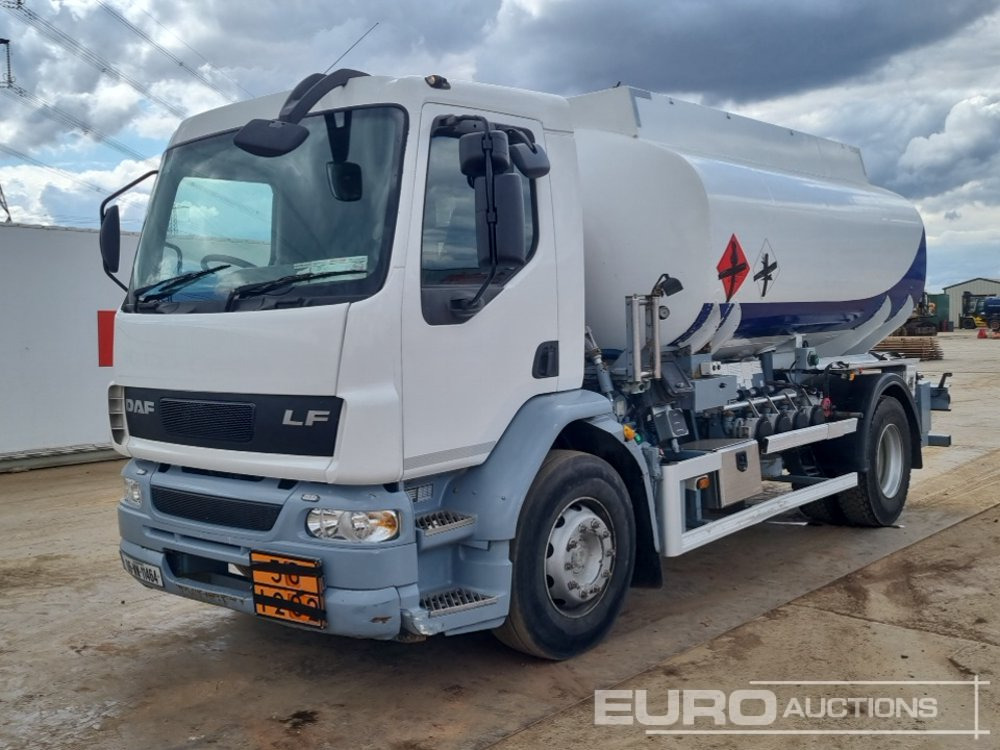 DAF LF55.220 - משאית מכל: תמונה 1 DAF LF55.220 - משאית מכל: תמונה 1