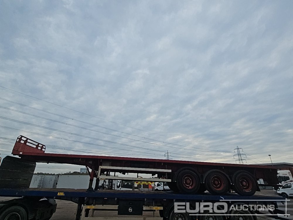Dennison Trailers Tri Axle Extendable Flat Bed Trailer - סמיטריילר צד נופל/ שטוח: תמונה 2 Dennison Trailers Tri Axle Extendable Flat Bed Trailer - סמיטריילר צד נופל/ שטוח: תמונה 2