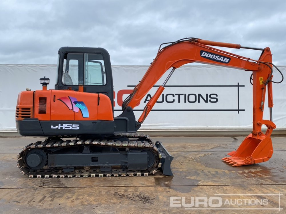 מיני מחפר Doosan DH55-V: תמונה 38
