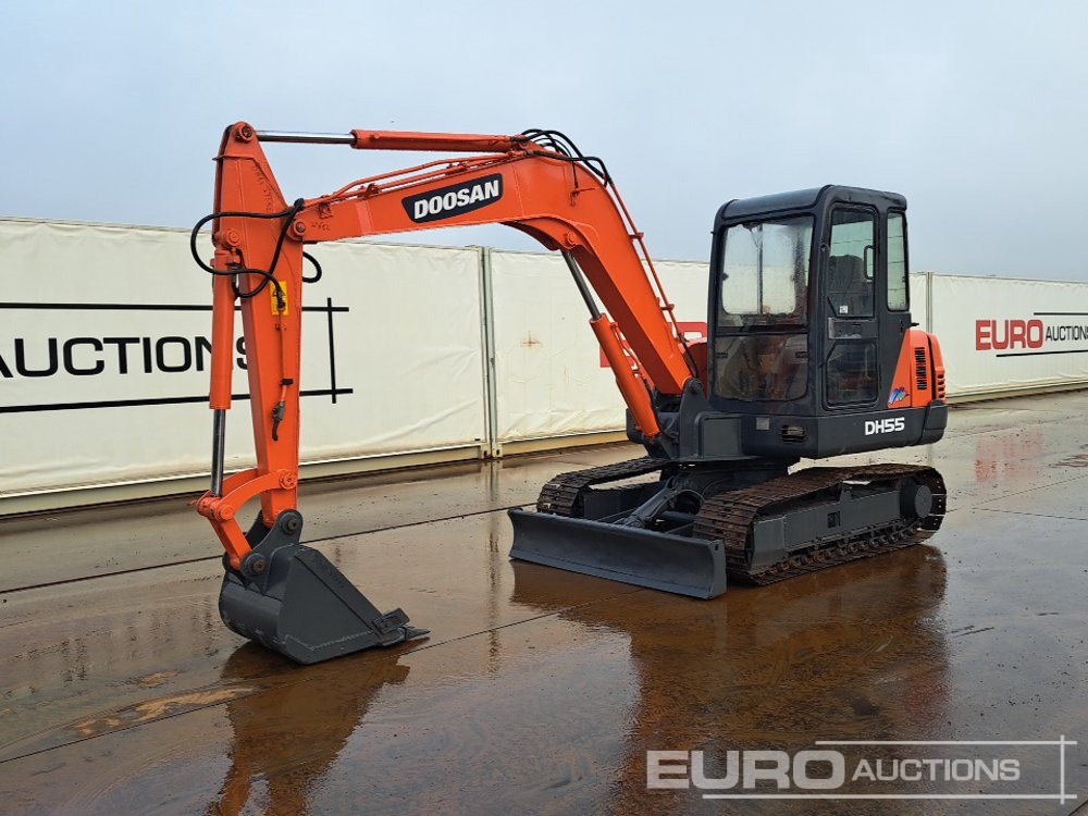 Doosan DH55-V - מיני מחפר: תמונה 1 Doosan DH55-V - מיני מחפר: תמונה 1