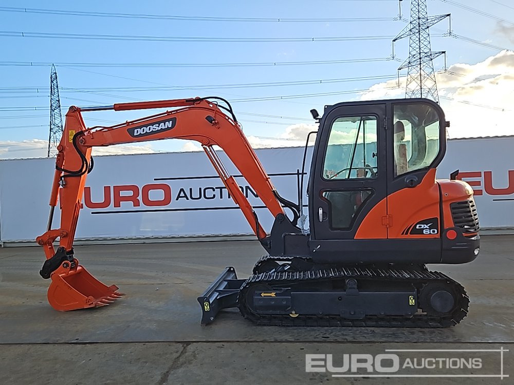 Doosan DX60 - מיני מחפר: תמונה 2 Doosan DX60 - מיני מחפר: תמונה 2