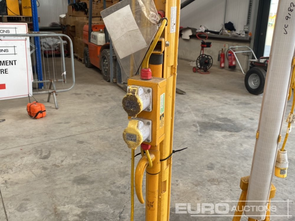 ציוד בנייה Elite 110 Volt LED Tripod Work Light (2 of): תמונה 10