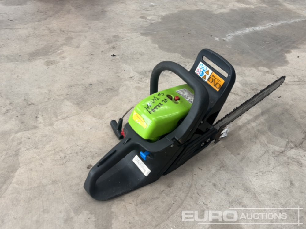 Florabest Petrol Chainsaw - ציוד בנייה: תמונה 5 Florabest Petrol Chainsaw - ציוד בנייה: תמונה 5