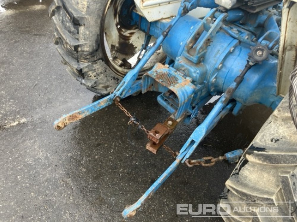 Ford New Holland 4630 - טרקטור חקלאי: תמונה 5 Ford New Holland 4630 - טרקטור חקלאי: תמונה 5