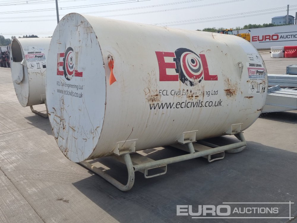 Fuel Proof Bunded Fuel Bowser, Manual Pump - מכל אחסון: תמונה 5 Fuel Proof Bunded Fuel Bowser, Manual Pump - מכל אחסון: תמונה 5