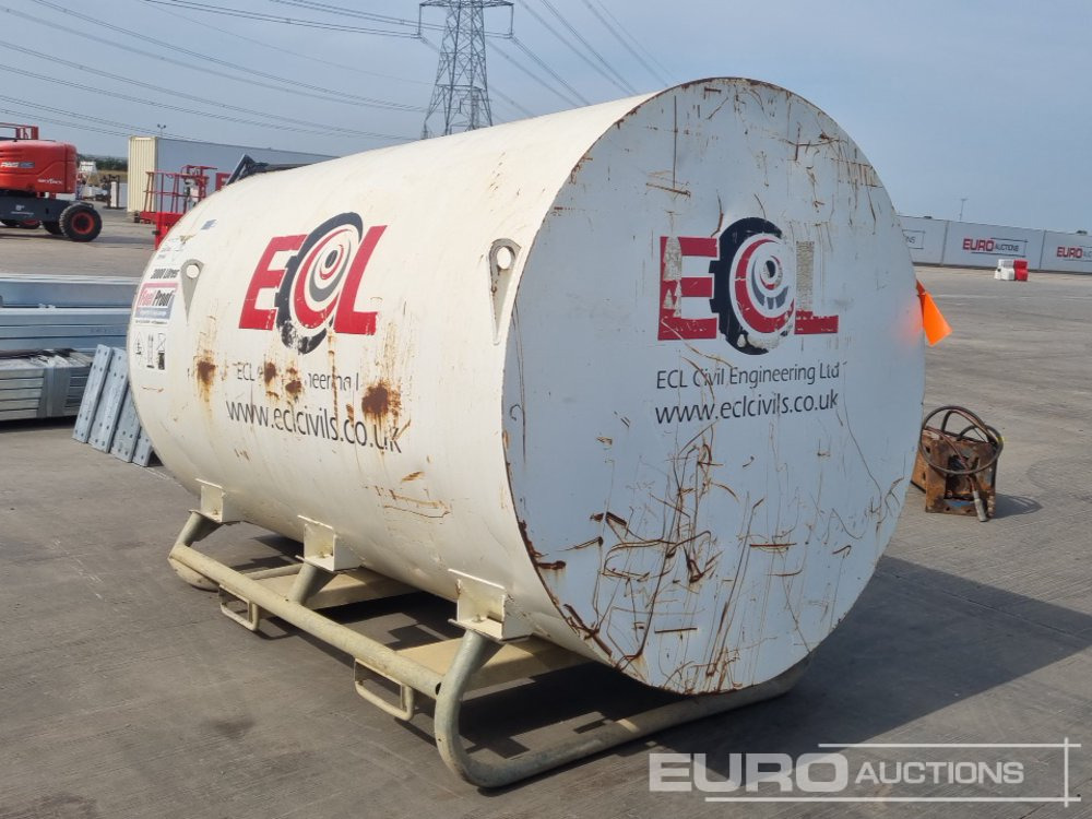Fuel Proof Bunded Fuel Bowser, Manual Pump - מכל אחסון: תמונה 3 Fuel Proof Bunded Fuel Bowser, Manual Pump - מכל אחסון: תמונה 3