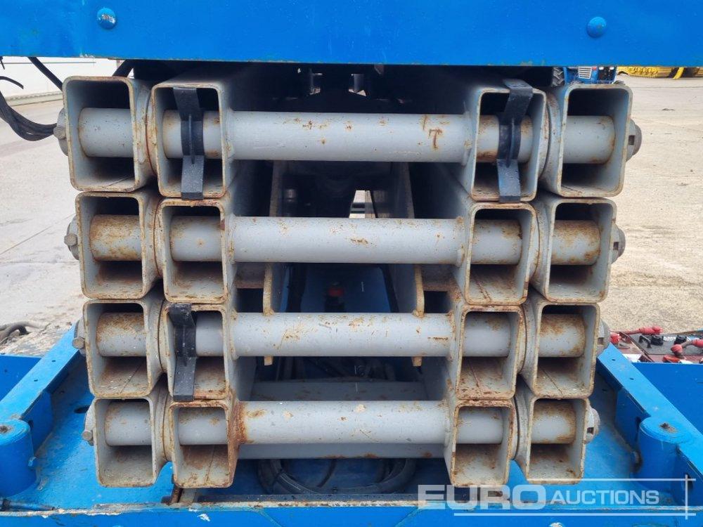 פלטפורמה אווירית Genie GS-3246: תמונה 28