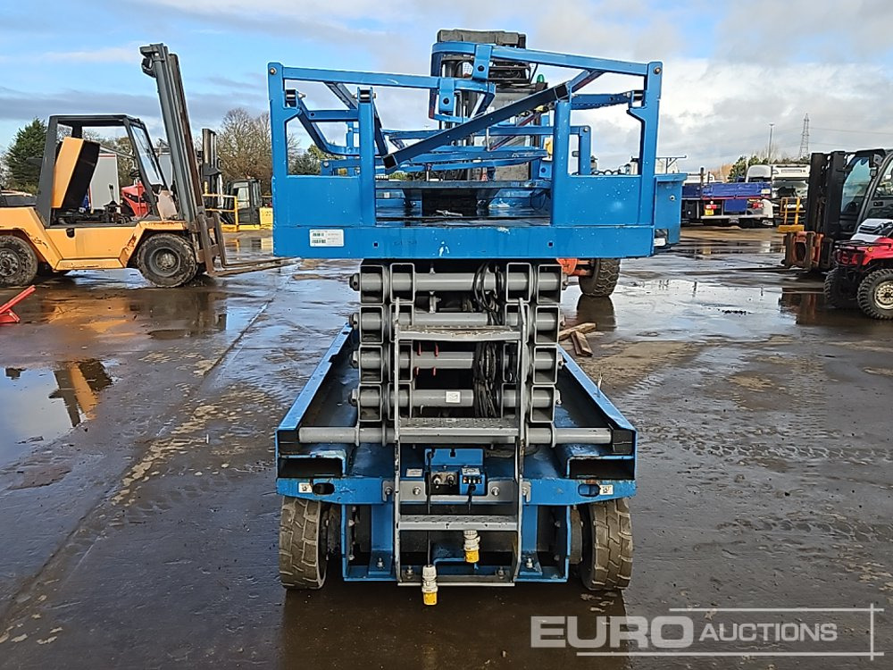 Genie GS3246 - פלטפורמה אווירית: תמונה 4 Genie GS3246 - פלטפורמה אווירית: תמונה 4