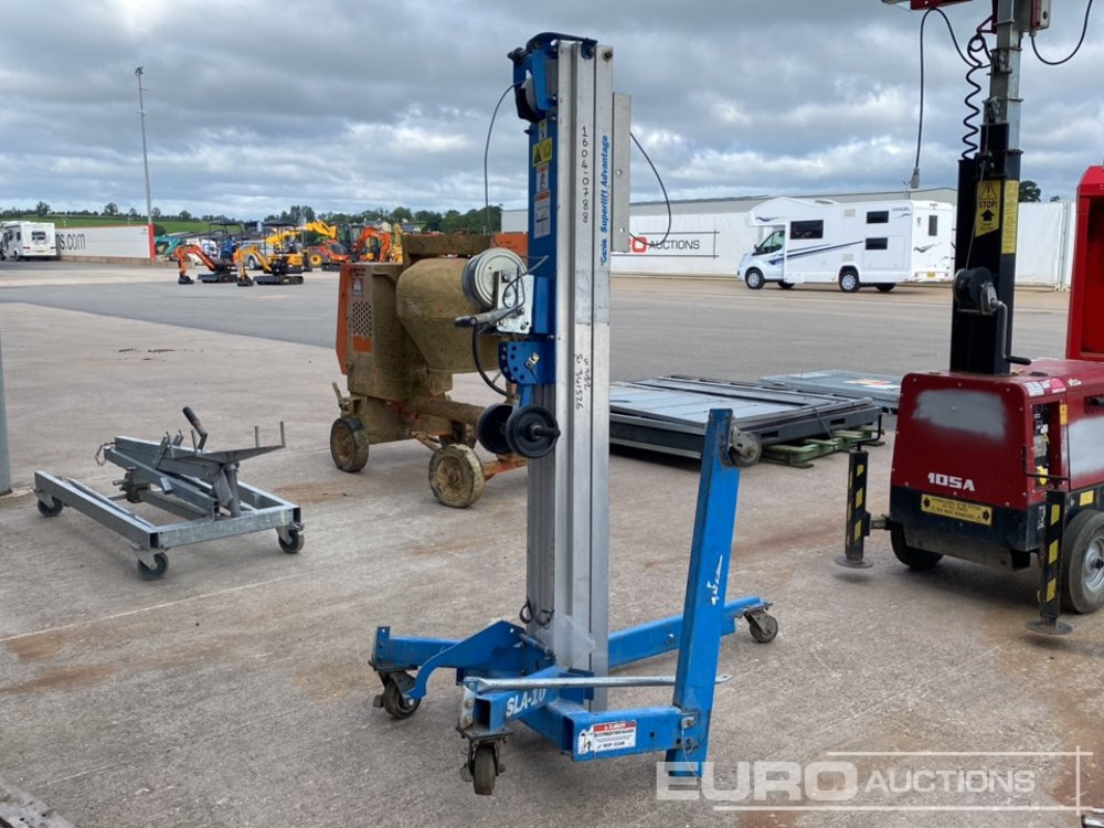 Genie SLA-10 Mterial Lift - ציוד לטיפול בחומרים: תמונה 4 Genie SLA-10 Mterial Lift - ציוד לטיפול בחומרים: תמונה 4