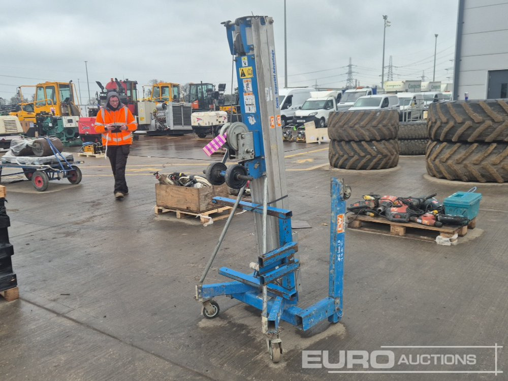 Genie SUPERLIFT ADVANTAGE - ציוד לטיפול בחומרים: תמונה 5 Genie SUPERLIFT ADVANTAGE - ציוד לטיפול בחומרים: תמונה 5