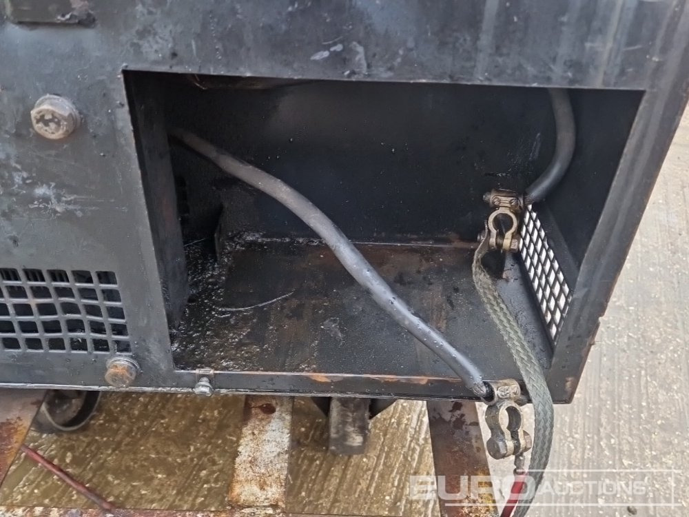 ערכת גנרטורים Genset Welder/Generator, Ruggerini Engine: תמונה 14 ערכת גנרטורים Genset Welder/Generator, Ruggerini Engine: תמונה 14